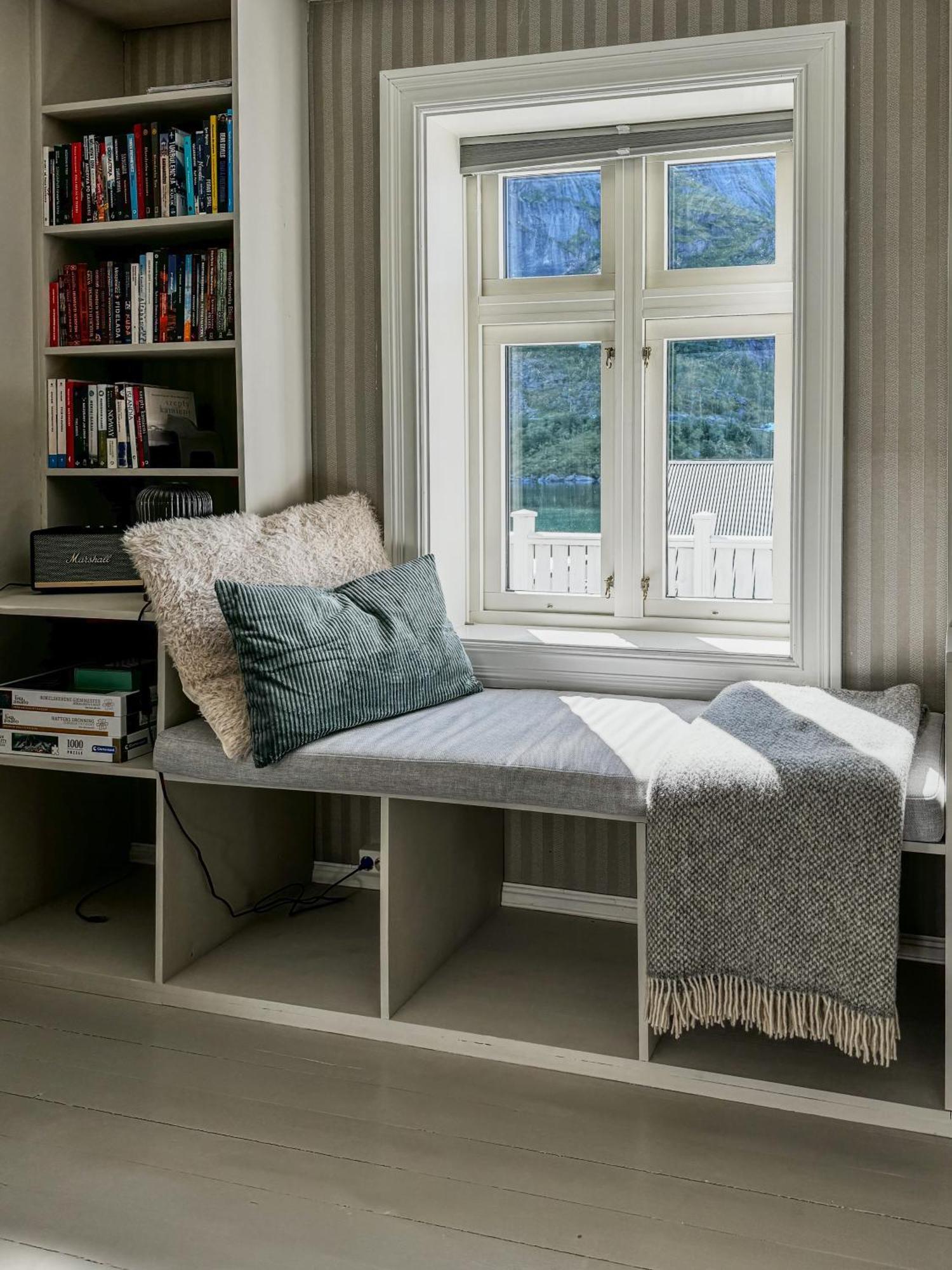 Husly Reine - Your Home With Reinebringen View Buitenkant foto