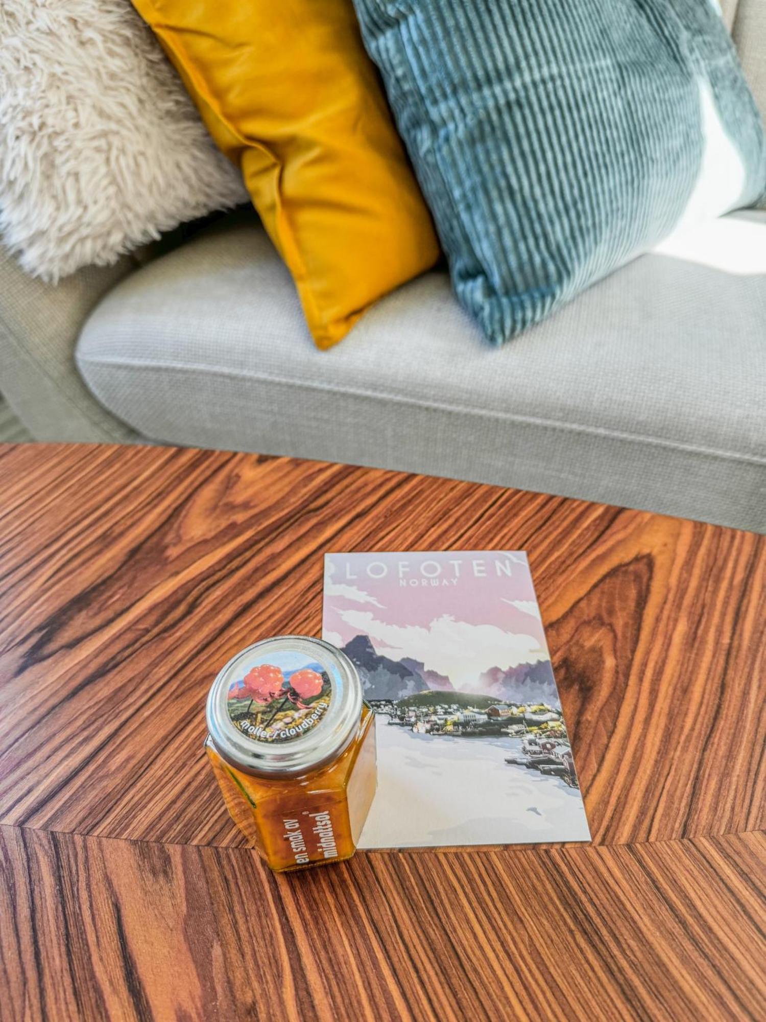 Husly Reine - Your Home With Reinebringen View Buitenkant foto